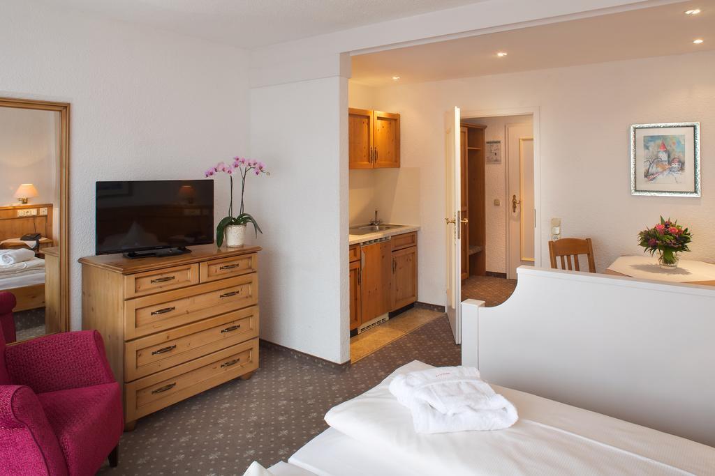 Interest Vitalhotel - Partnerbetrieb Von Oberstaufen Plus エクステリア 写真