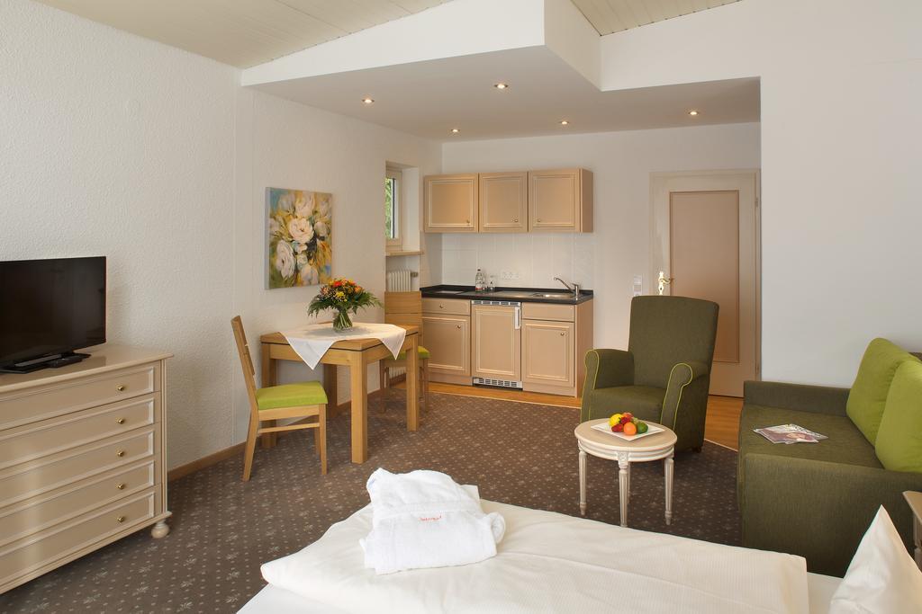 Interest Vitalhotel - Partnerbetrieb Von Oberstaufen Plus エクステリア 写真
